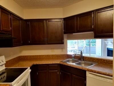 Photo - 2505 Stockbridge Dr