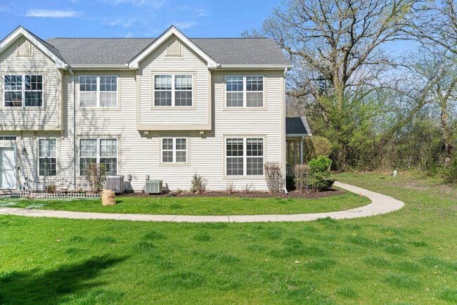 Building Photo - 712 Morris Ct