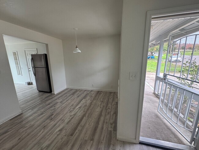 Photo - 224 Brand Rd