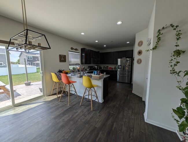 Photo - 3759 St James Ct