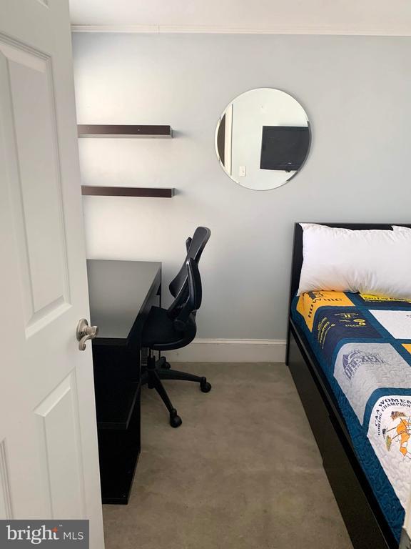 Photo - 812 N Judson St