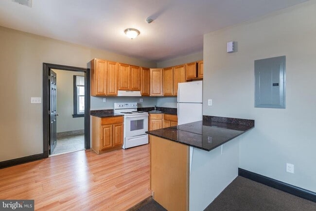 Photo - 5700 N 20th St
