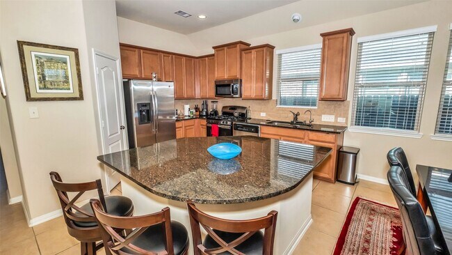 Photo - 8807 Seguin Cove Ln