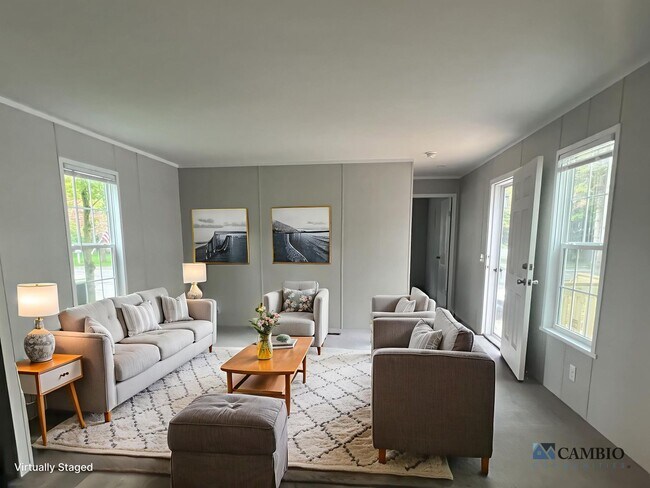 Photo - 2407 8 Mile Rd