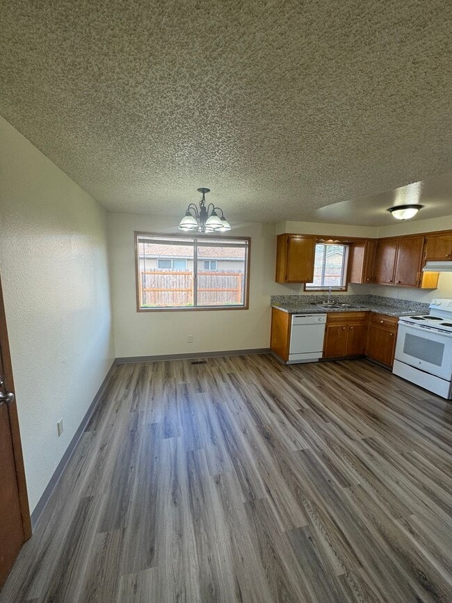 Photo - Jefferson Street Duplex Unit 2122-JE