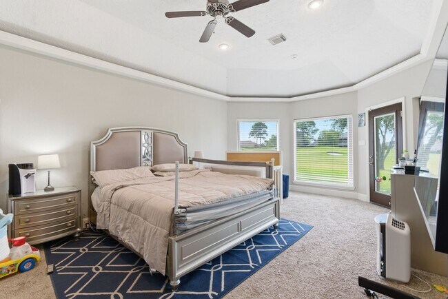 Photo - 108 Somerton Dr
