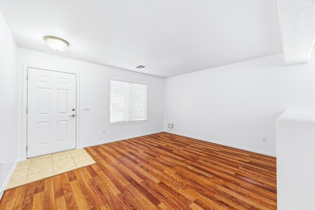 Photo - 2899 W White Canyon Rd