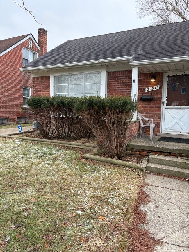 Photo - 3 bedroom 1 bath Ranch with basement