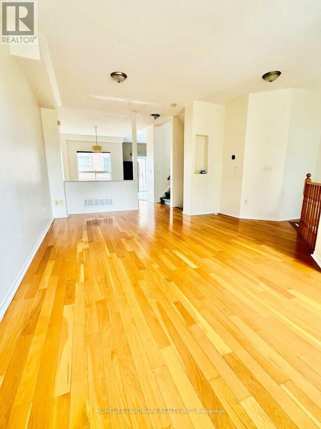 Photo - 19 Fairlawn Ave