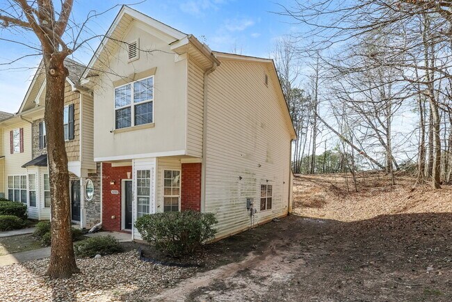 Photo - 6055 Camden Forrest Dr