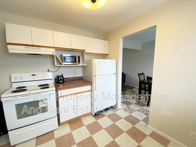 30 Little Wedeene St