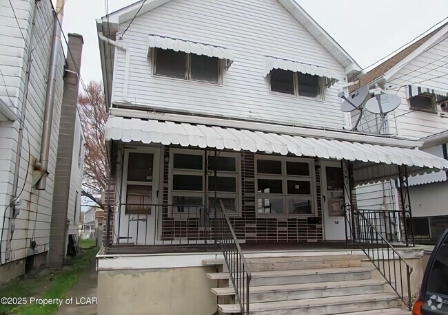 Building Photo - 68 Luzerne St Rental