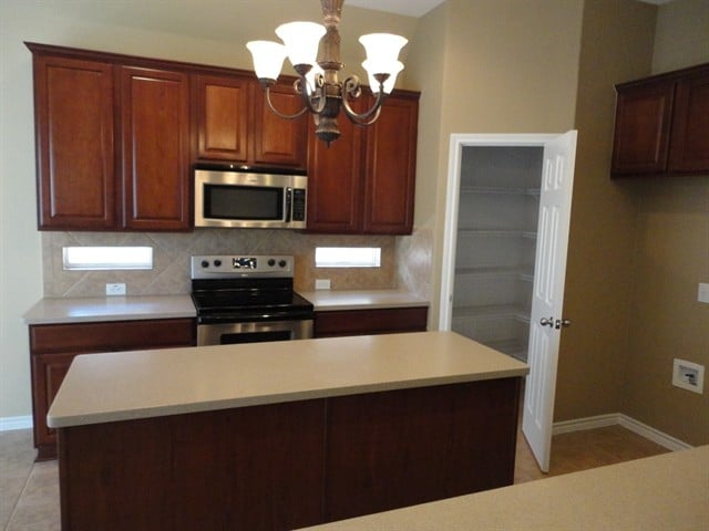 Photo - 154 Justin Leonard Dr