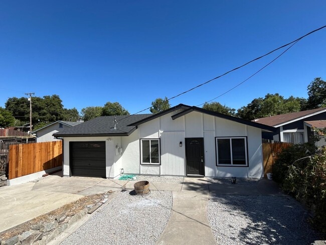 Building Photo - 8890 Arcade- 4 Bedroom 2 Bath home