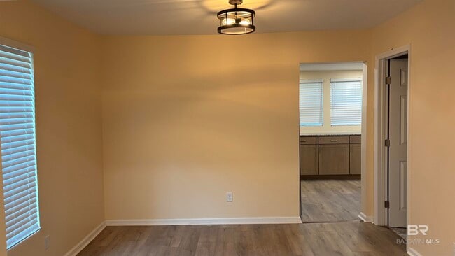 Photo - 7251 Pinehill Rd