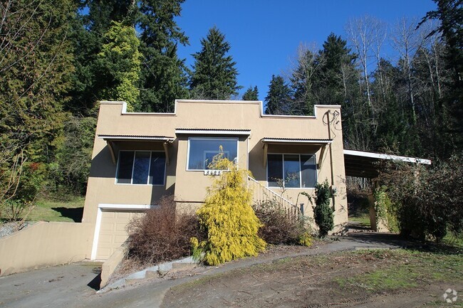 Building Photo - CHARMING 3 BED, 2 BATH SF HOME FOR RENT IN...
