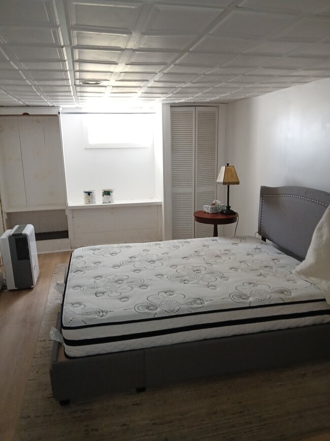 Photo - 283 Muthig Rd