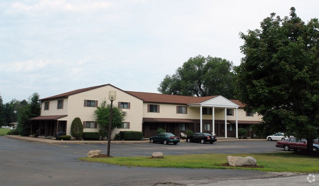 Photo - Maple Lane Apartments