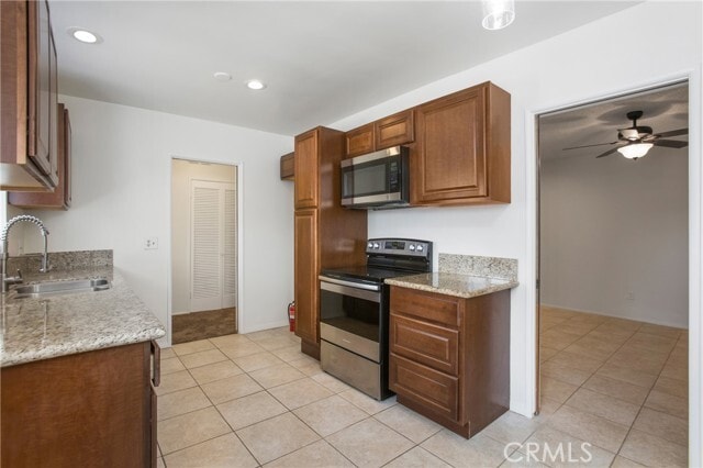 Photo - 2131 W Lambert Rd