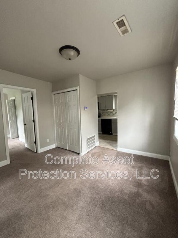 Photo - 2715 Greene St