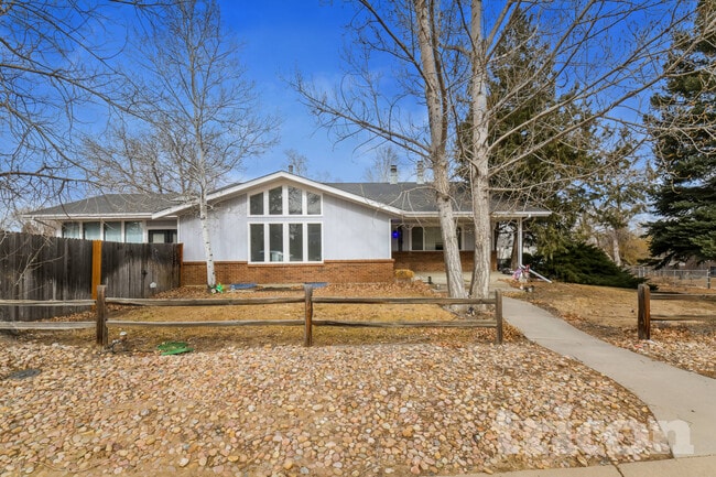 Building Photo - 5217 W 26th St