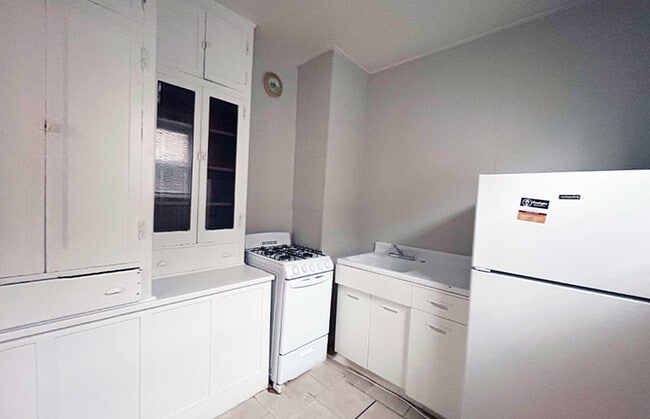 lifton 3027-2 Kitchen - Clifton 3027