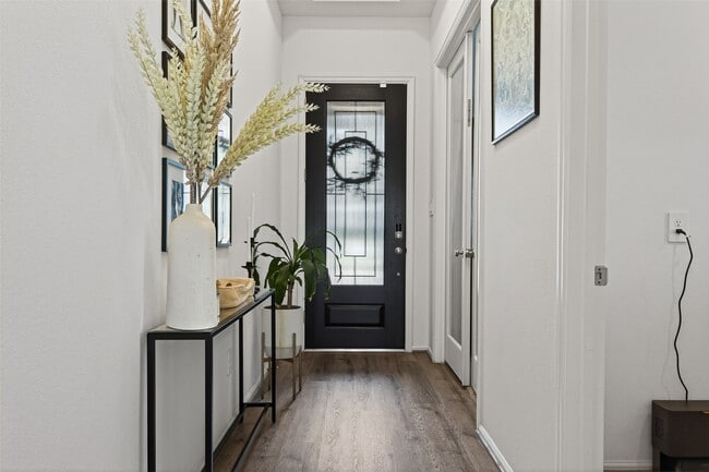 Photo - 2703 Tanager Trace