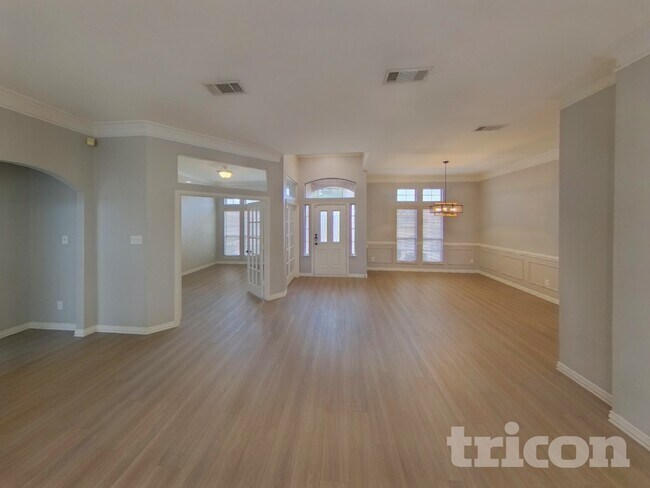 Photo - 1793 Lake Breeze Dr