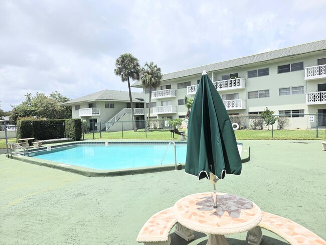 Photo - 4200 NW 3rd Ct Unit Apt 313