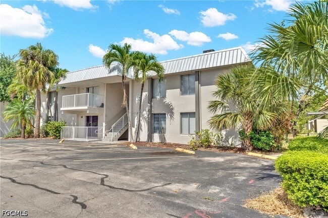 Photo - 1830 Maravilla Ave Unit 806