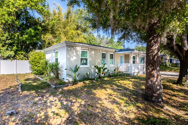 Photo - 2701 S Manhattan Ave