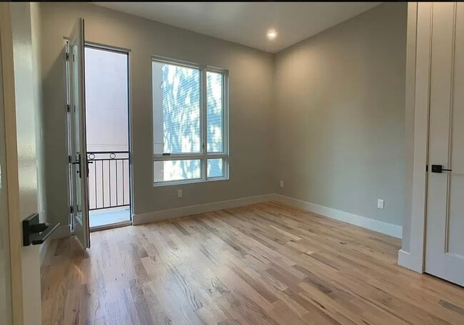 Photo - 151 Stanhope St Apartments Unit 2A