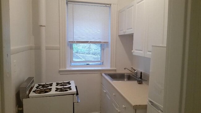 1460 Commonwealth Ave Unidad 3