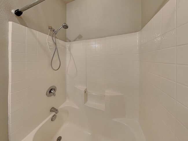 Photo - READY NOW! Captivating home on a cul-de-sa...