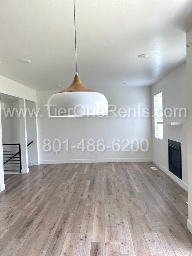 NO DEPOSIT option available for qualified ... - NO DEPOSIT option available for qualified ... Townhome
