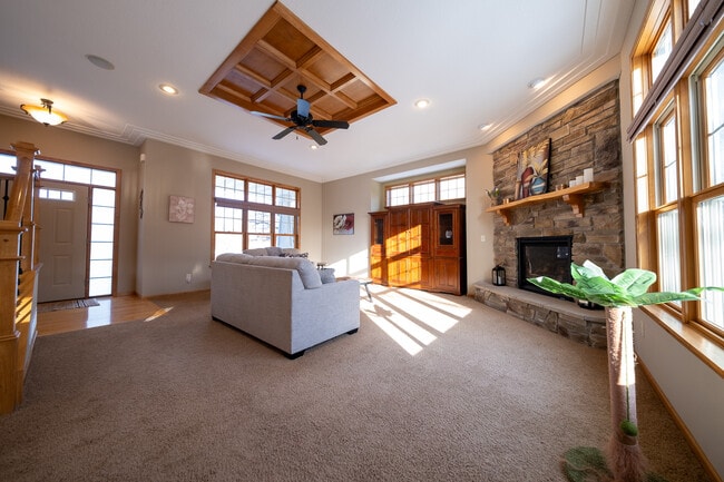 Photo - 572 Danube Ave