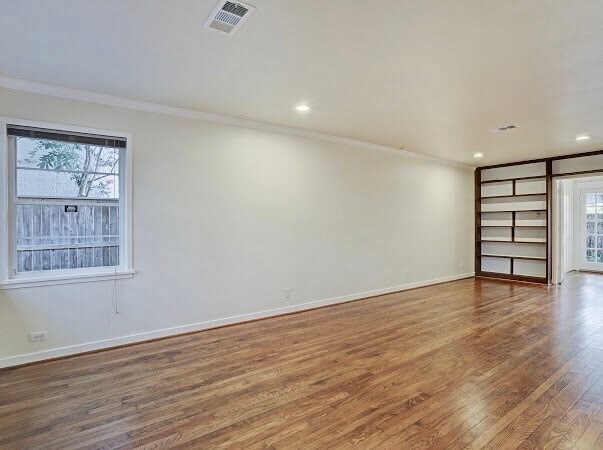 Photo - 1652 Vassar St