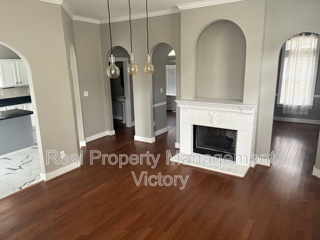 Photo - 4596 Gibson Dr