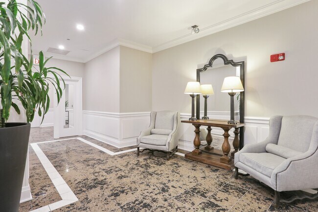 Photo - 630 N State St Unit 1807