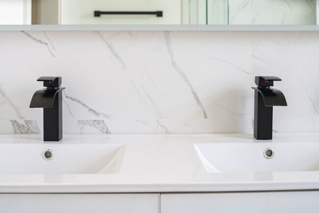 Photo - 930 N 2nd St Unidad 3