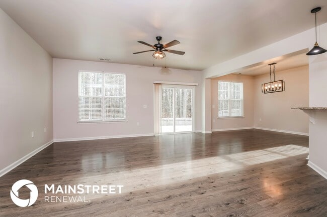 Photo - 250 Hawksbill Dr