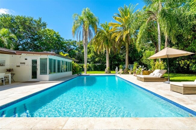Building Photo - 12700 SW 80th Ave Rental