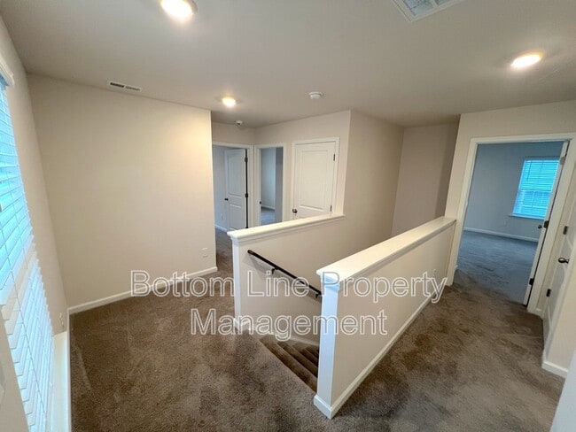 Photo - 1603 Blue Velvet Ln