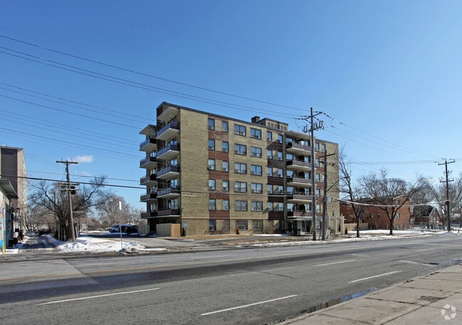 Photo - 1255 Birchmount Road