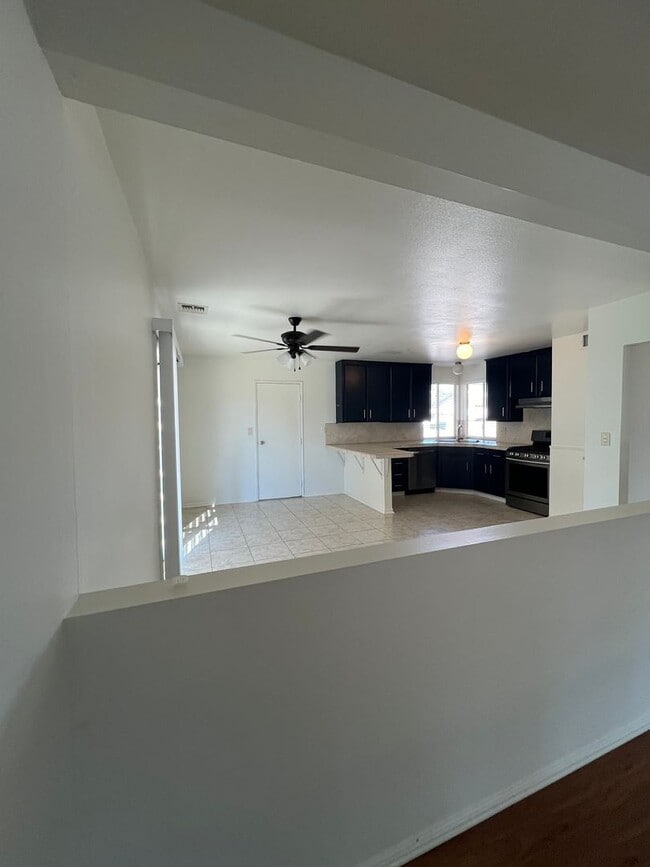 Photo - 963 Talbert Ave