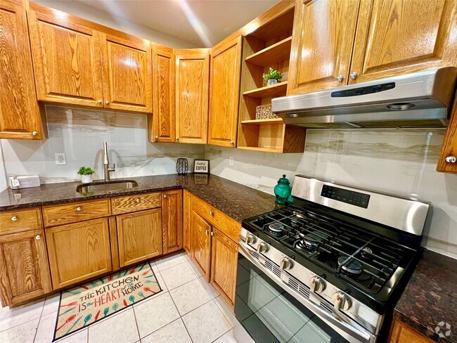 Building Photo - 17 Academy Ave Unit 3 Rental