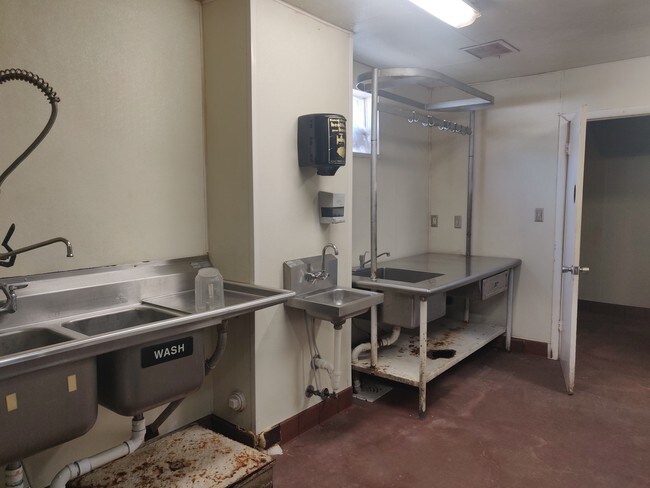 Photo - 1608 W 39th St Unit 2