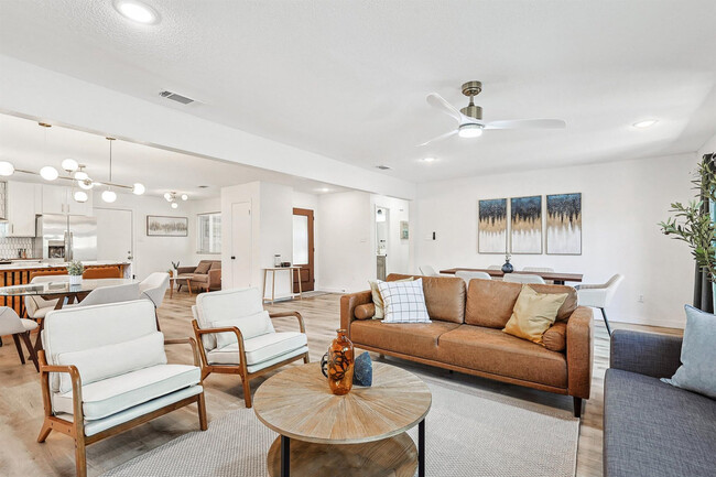 Photo - 2003 N O'Connor Rd Unidad ID1026685P