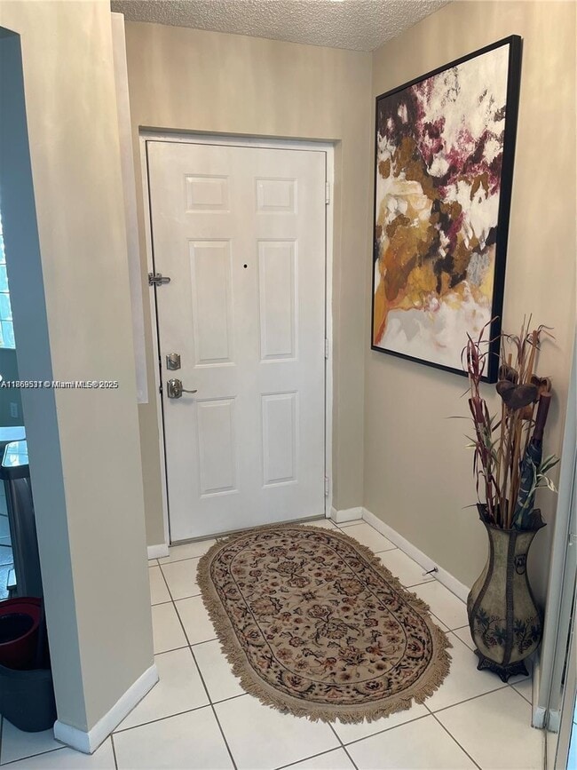 Photo - 5133 Brisata Cir Unidad L
