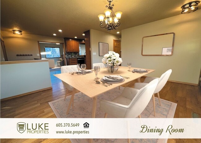 Photo - 4600 S Holbrook Ave